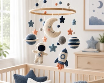 Ruimte baby mobiel, gehaakte astronaut raket wieg mobiel, maan planeet sterren babykamer decoratie, handgemaakt hemels baby shower cadeau