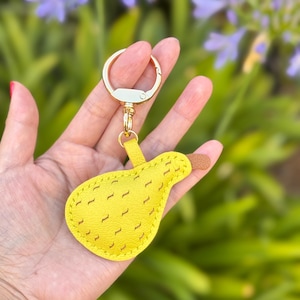 Genuine French Goatskin Leather Pear Key Fob, Cute Handcrafted bag Charm, Accessories For Purse/Backpack/Handbag, Gift For Fruit Lover