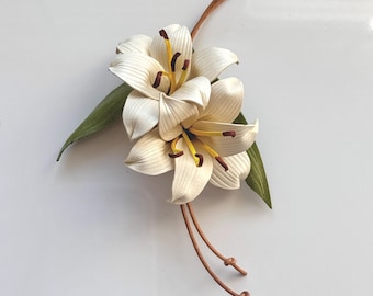 Handmade White Lily Leather Bag Charm, Floral Purse Charm, Elegant Handbag Accessory, Gift for Her
