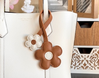 Handmade Leather Daisy Bag Charm, Floral Tote Accessory
