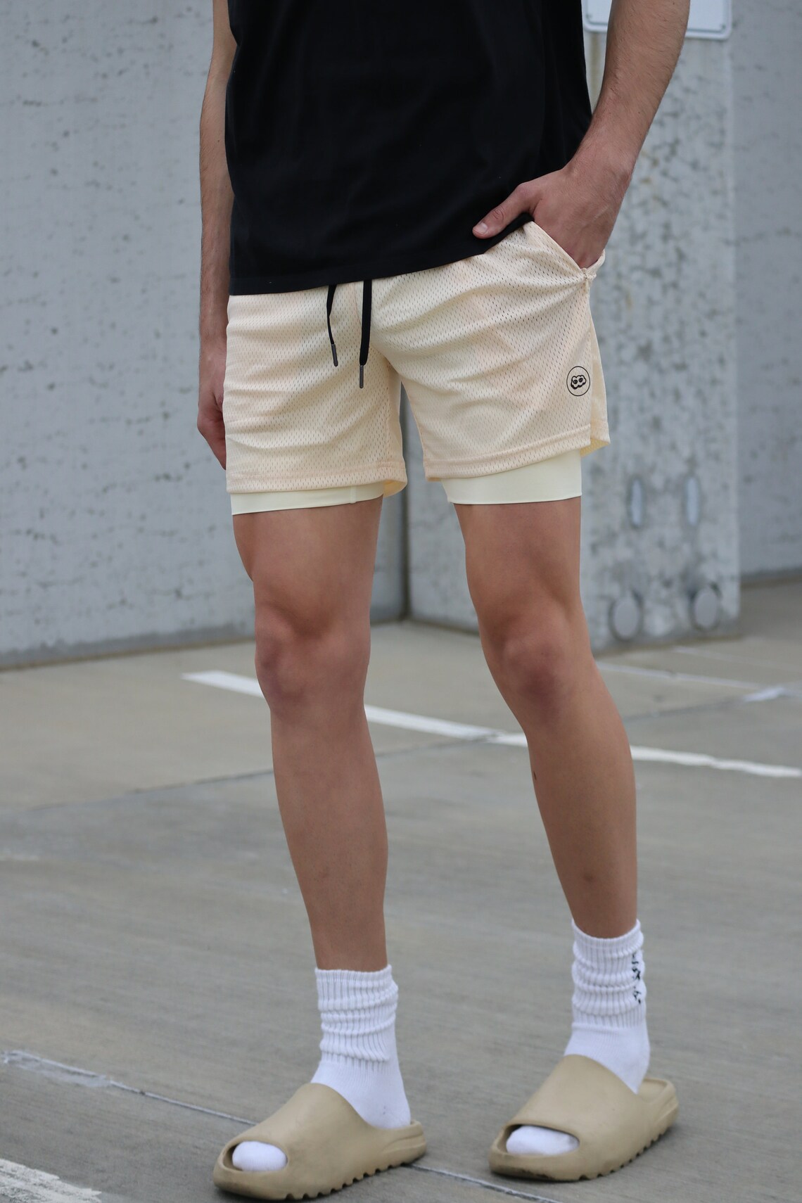 Diamond Air Liner Mesh Training Shorts (Cream)