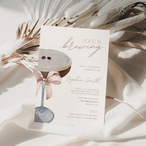 Invitación de despedida de soltera "Love Is Brewing", minimalista y moderna, plantilla editable, descarga instantánea