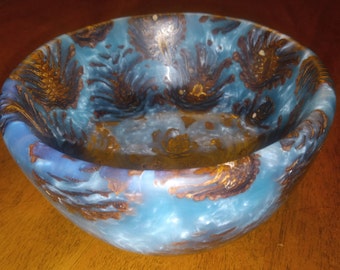 Epoxy Resin Pine Cone Ornamental Bowl