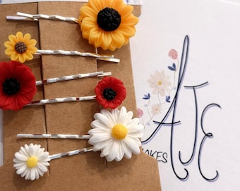 Daisy theme hairslide for all ages. Daisy chain hair pin. Daisy hair clip. Sunflower and daisy hair slide. Daisy gift set. Flower hairslide