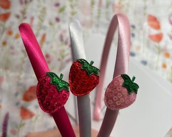 Little toddler hair bobbles with cute strawberries. Small hair bands for babies and toddlers. Pastel strawberry hairbobble. Strawberry hair