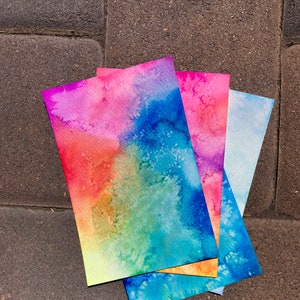 Postal colorida, marcador bonito, mini arte, marcador rosa y azul, marcador de posición de libro, conjunto de postales, postal de acuarela hecha a mano