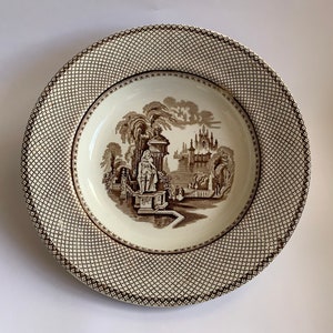 希少なアンティーク 1840 年代頃の Barker & Till Lacaonia ブラウン トランスファーウェア スープ プレート
