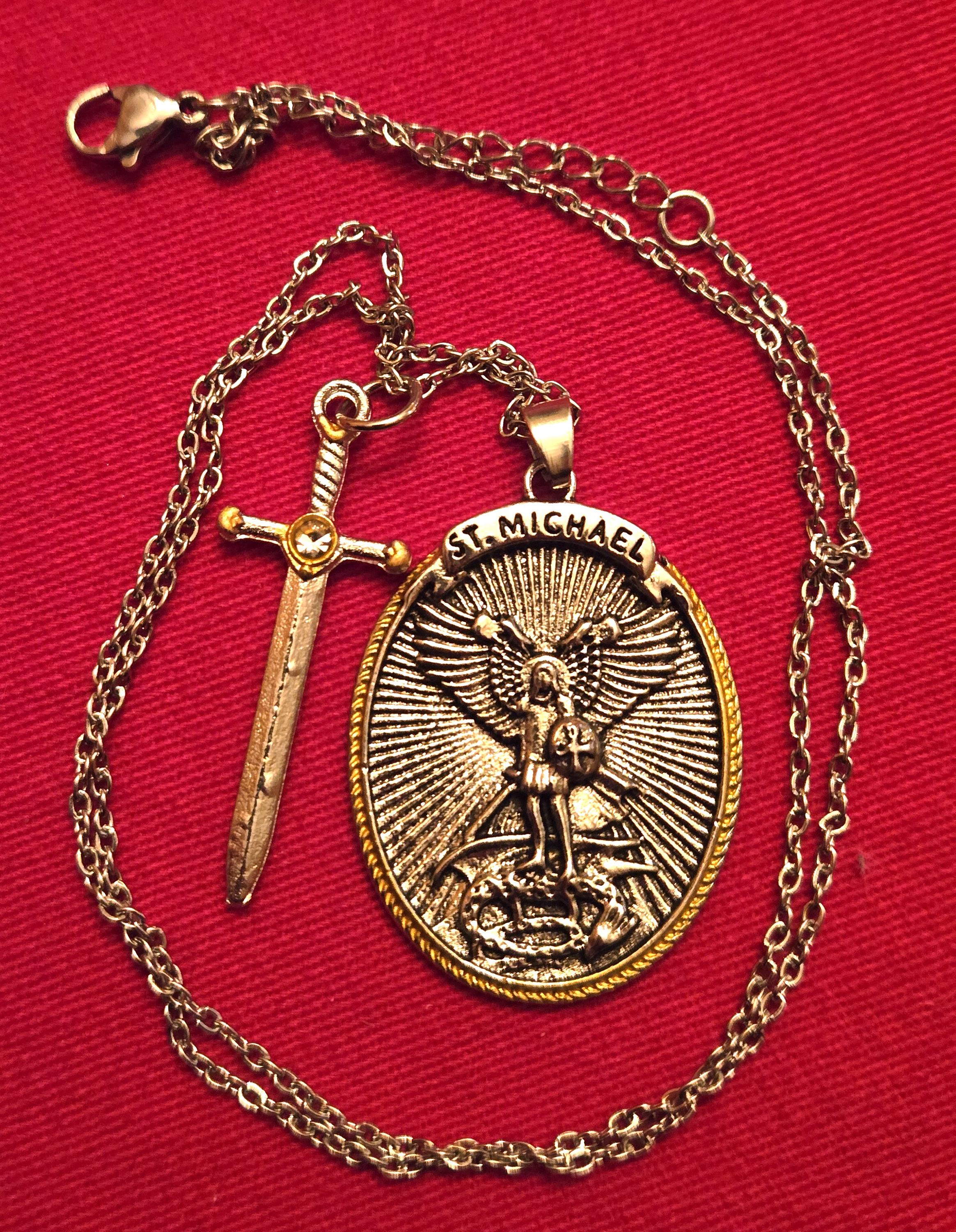 Mont saint michael pendant - Etsy 日本