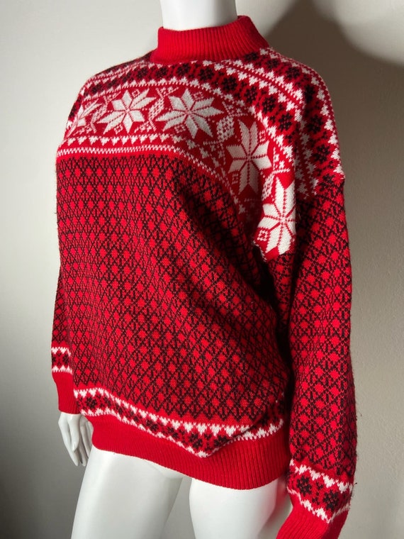 Vintage Red and White Sweater | Ski Pullover | War