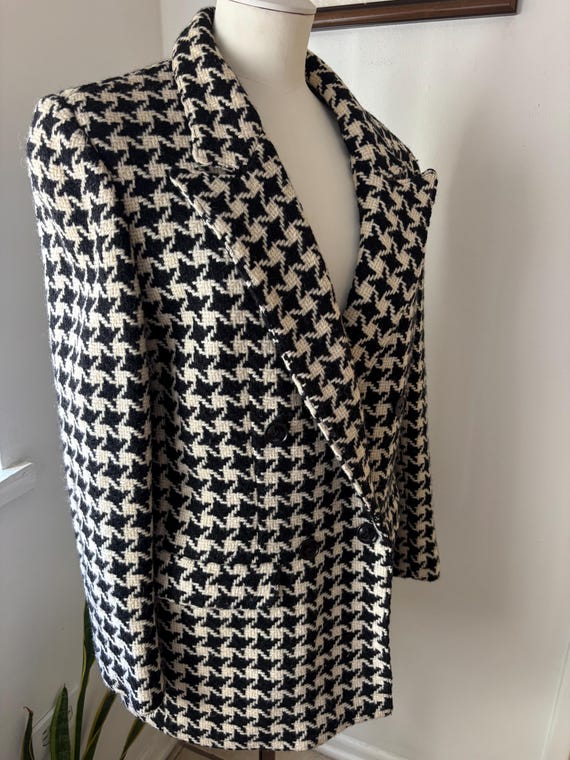 Bill Blass, Bill Blass Blazer, Vintage 100% Wool Houndstooth Double Breast
