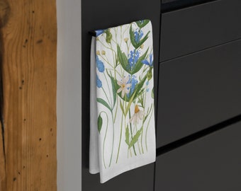 Bright and Beautiful Wildflower artwork on Tea Towel, Decorative kitchen towel with floral art.