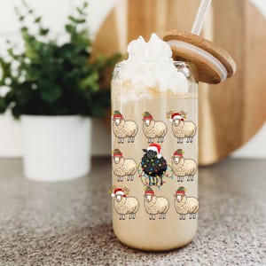 Sipper Glass, 16oz, Christmas glass, Black Sheep art on glass, Santa Sheep glass, Christmas gift, Glass with lid and straw, Holiday glass.