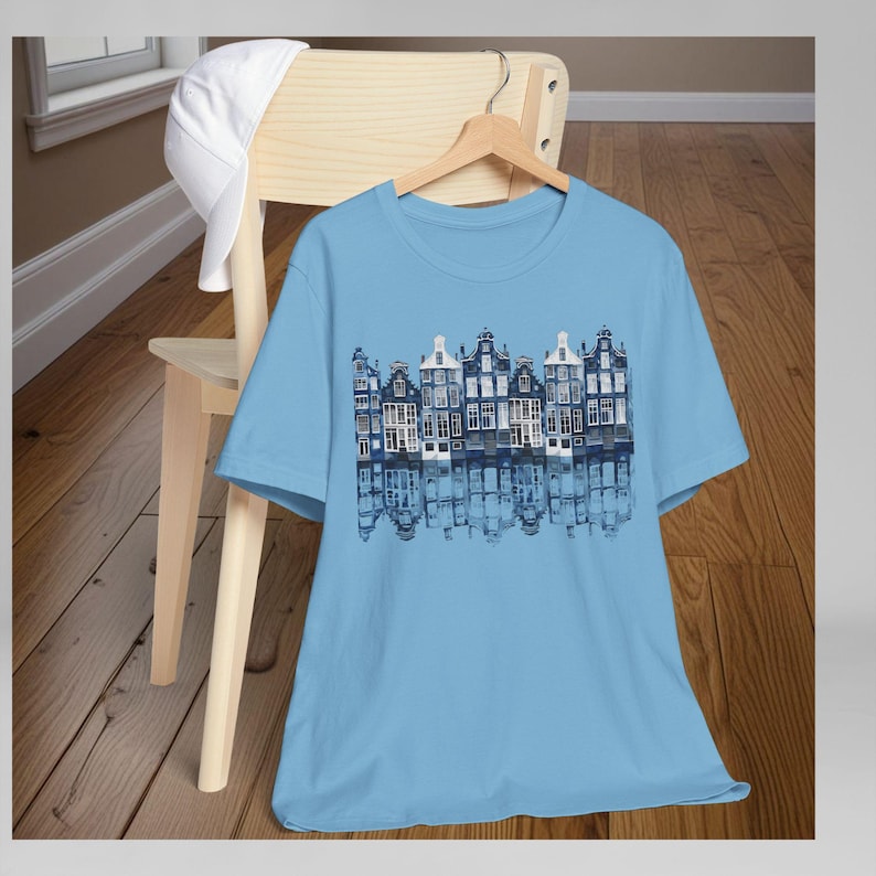 Delft Blue Amsterdam Shirt Canal Houses Design Dutch Heritage Tee Holland Travel Gift Unisex Jersey Apparel Netherlands Architecture Print Comfortable Cotton Casual Wear European Souvenir Tshirt World Traveler Present Cultural Pride