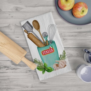 Italian kitchen Soft Tea Towel, Italian American kitchen gift. Decorative cotton kitchen dishtowel.