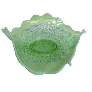 Antique 1900-1909 Jefferson Green Glass Opalescent #247 Many Loops Pattern Ruffled Bowl Dish - Candy Dish - Antique Opalescent Glass Bowl
