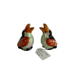 Vintage Pair of Toucan Ceramic Birds Salt And Pepper Shakers, Made In Japan - Vintage Ceramic Toucan Figurines - Vintage Toucan Figurines