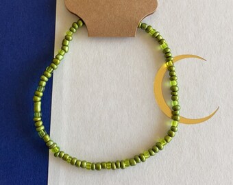 Olive green glass bead bracelet