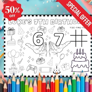 Può includere: Una pagina da colorare in bianco e nero con il testo "LUKE'S 7TH BIRTHDAY" e "6 7". Include illustrazioni di regali, una torta, palloncini e controller di gioco. Uno striscione rosso recita "SPECIAL OFFER" e un cerchio rosso dice "50% OFF".