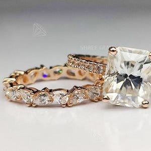5CT Radiant Moissanite Halo Ring, 14k Rose Gold Engagement Ring with Band, Anniversary Gift For Her, Bridal Set Wedding Band