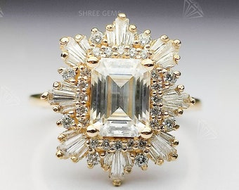 Emerald Moissanite Starburst Engagement Ring For Her, 18k Yellow Gold Engagement Ring, Anniversary Ring For Gift, Vintage Wedding Ring
