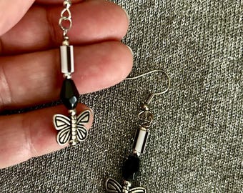 1.5" Mexico City Earring Glass Beads Metal Beads Silver Plated Beads in Black and Silver Tones Strung on 7 Strand Wire with Lobster Clasp