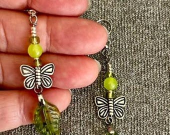 2" Canberra Design Glass Beads Czech Beads Metal Beads Gemstone Beads Pressed Glass Beads Peridot Color Lobster Claw Clasp 7 Strand Wire