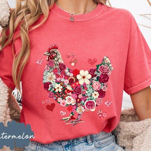 Comfort Colors Floral Chicken,Wildflower Chicken Shirt, Cottagecore Shirt,Ladies Chicken Lover Shirt,Chicken mom Tee,Mothers Day,Farmer Gift