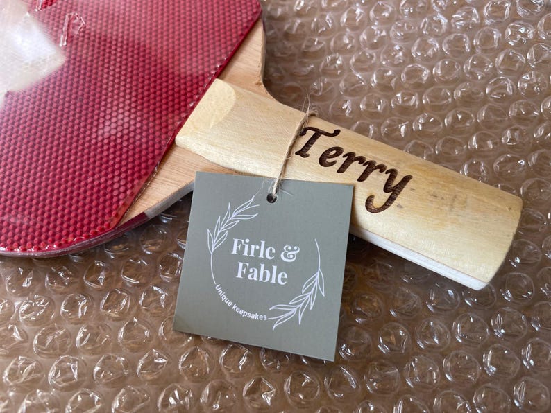 Raqueta de tenis de mesa personalizada / Raqueta de ping pong grabada / Raqueta de tenis de mesa con nombre personalizado / Regalo deportivo para él/ella imagen 11