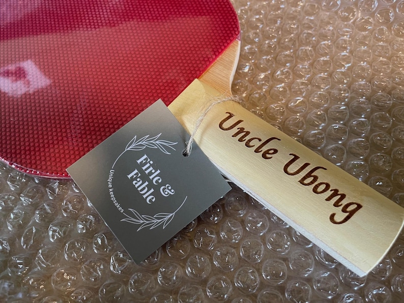 Raqueta de tenis de mesa personalizada / Raqueta de ping pong grabada / Raqueta de tenis de mesa con nombre personalizado / Regalo deportivo para él/ella imagen 9