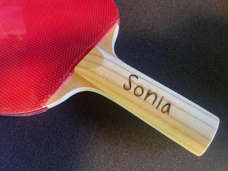 Raqueta de tenis de mesa personalizada / Raqueta de ping pong grabada / Raqueta de tenis de mesa con nombre personalizado / Regalo deportivo para él/ella imagen 7