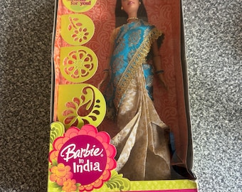 Barbie en Inde avec des pochoirs mehendi - Mattel - Poupée Barbie vintage