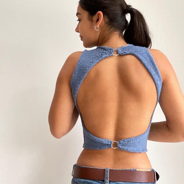 Brooklyn backless top knitting pattern | with sleeve options