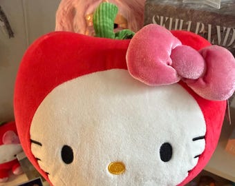 Hello kitty plushie