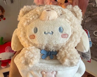 Sanrio plushie cinnamon roll