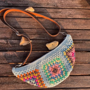Crochet Fanny Pack, Colorful Bohemian Shoulder Bag for Women, Hippie Chic Style, Crossbody Bum Bag, Banane Sac