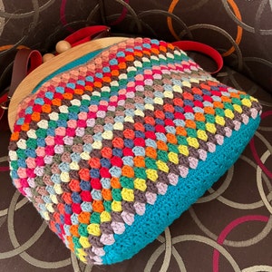 Turquoise Granny Crochet Claps Purse Wooden Kiss Lock Clutch Colorful Crochet Vintage Clutch image 4