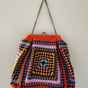 Colorful Granny Square Bag, Large Crochet Purse with Brass Kiss Lock Frame, Crochet Bauletto, Straordinary Big Granny Square Bag zdjęcie 2