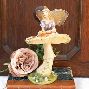Hand Painted Vintage Collectable Resin Fairy with Fabric Wings on a Toadstool Highly Detailed Fantasy Figurine