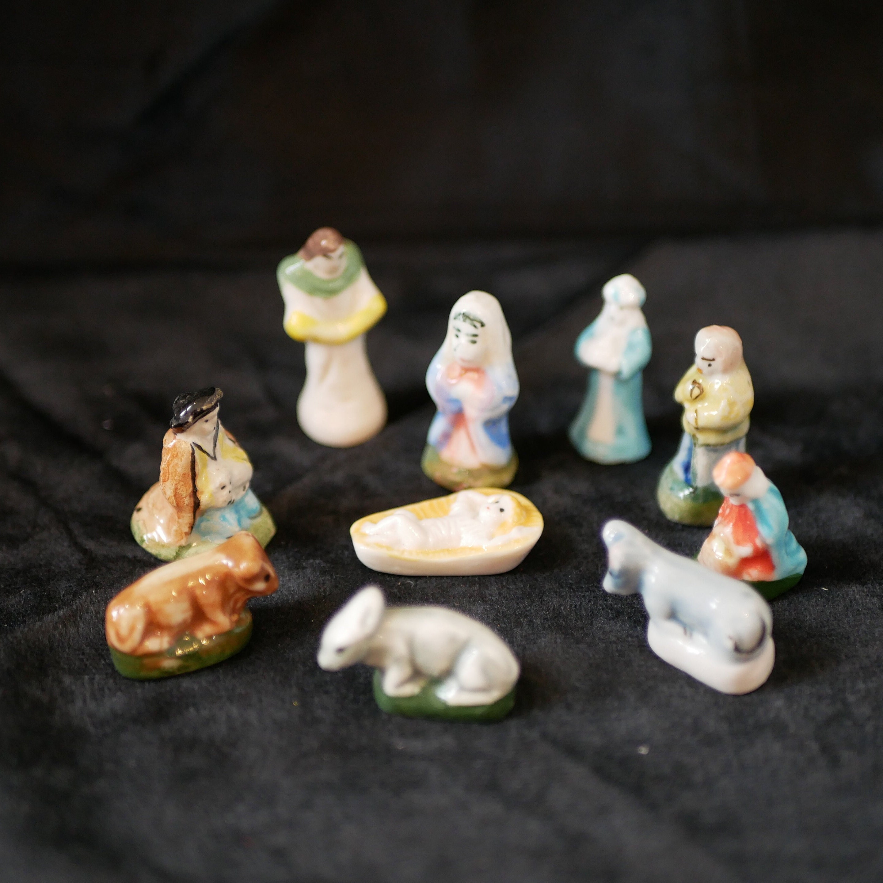 Set of 20 Feves Figurines Ceramic Statuettes Fèves Lot 