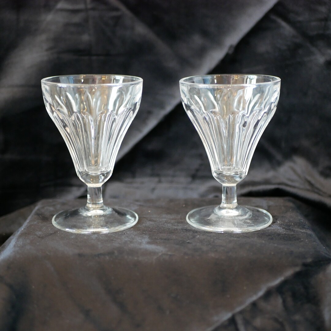 Two Vintage French Apero Glasses Liqueur Glasses Classic French ...