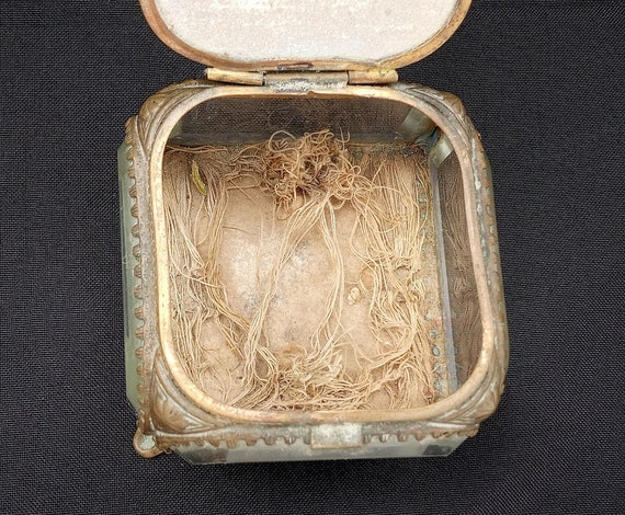 Antique  Eglomise Jewelry Casket Ormolu Crystal B… - image 9