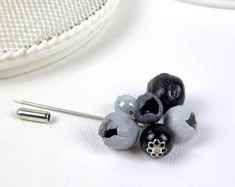 Schwarze und graue handgemachte Brosche, Fimo Blumen Schmuck, Brosche mit Anstecknadel, Elegante Brosche für Frauen, Muttertag Geschenk
