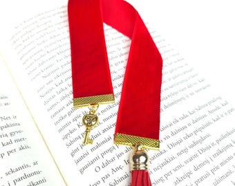 Handgemaakte fluwelen bladwijzer, bladwijzer lint, fluwelen bladwijzer met hanger, mode bladwijzer lint, leesaccessoires, cadeau voor een lezer