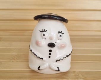Figurka grzyba gotyckiego: ręcznie robiona ceramiczna rzeźba, upiorny, kapryśny wystrój