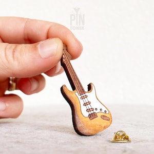 Electric Guitar Lapel Pin - Punk Music Teacher Gifts for Men, Boyfriend  or Teenage Boy Gifts