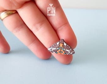 Garden Tiger Moth Lapel Pin - Wood Butterfly Brooch