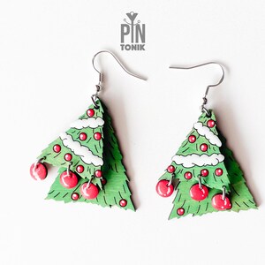 Christmas Tree Dangle Earrings - Festive Jewelry for Christmas Eve - Winter Accessories