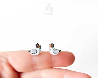 Fun Seagull Earrings - Mismatched Beach Stud Earrings - Funny Birds Ocean Jewelry