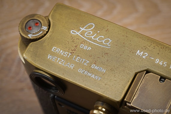 フィルムカメラ Leica M2 (Button Rewind, 1958 serial) Leica M2 | Button Rewind | Custom-made | Year 1958 | - Etsy