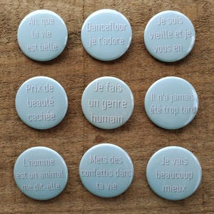 Badge 38mm, dos épingle métal, humoristique mais pas que..., Tata Spag